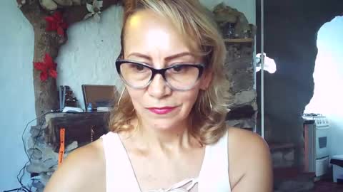 angelycute476334 online show from October 24, 8:16 pm