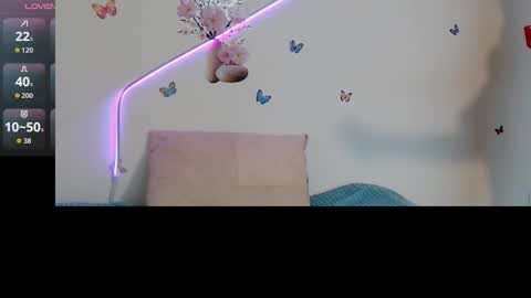 Snapshot of angelyxs chatting on November 1, 8:22 pm Angelyxs online show from November 1, 8:22 pm