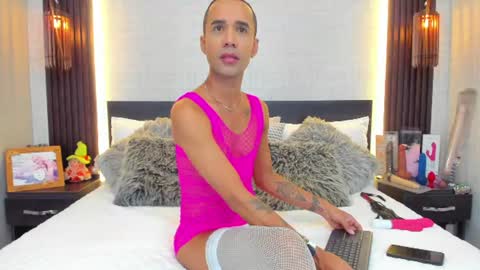 Snapshot of anghel_stone chatting on July 18, 2:16 am Anghel Stone online show from July 18, 2:16 am