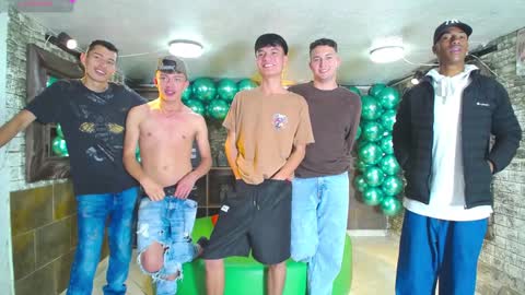 anghelytos online show from February 3, 7:42 pm