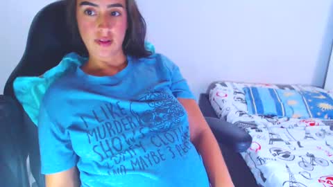 Snapshot of angie_dreamgirl chatting on January 16, 6:59 pm IG angie dreamgirl01 online show from January 16, 6:59 pm