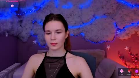 Snapshot of angie_foxy chatting on June 17, 7:26 pm Angle online show from June 17, 7:26 pm