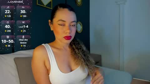 Snapshot of angie_leonn chatting on May 12, 12:46 pm A N G I E online show from May 12, 12:46 pm