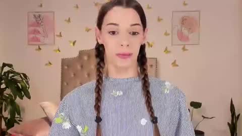 Anabella online show from December 9, 1:51 am