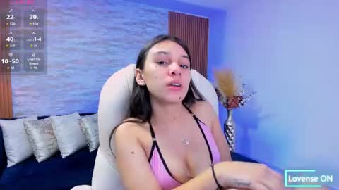 Snapshot of angie_smith_x chatting on July 16, 11:16 am angie_smith_x online show from July 16, 11:16 am