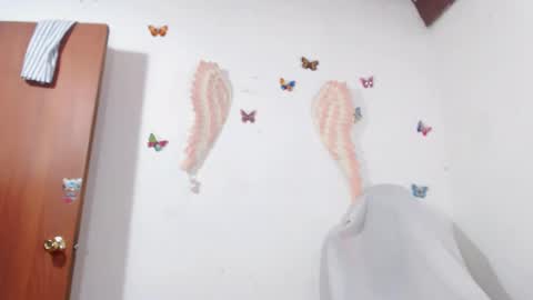 Snapshot of angie_tssex chatting on March 5, 4:02 pm ints marianaroldan945 online show from March 5, 4:02 pm