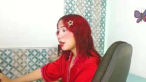 Snapshot of angiecarson chatting on May 28, 5:10 pm Angie online show from May 28, 5:10 pm