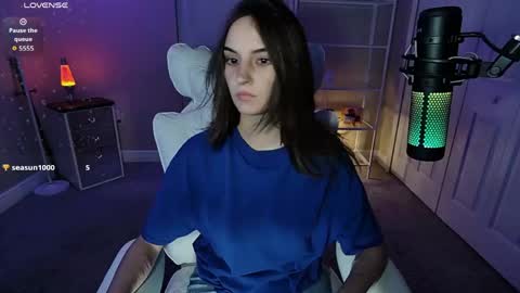 Angie Fae online show from April 21, 1:42 am