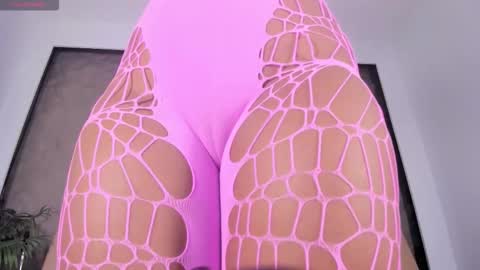 Snapshot of angy_avila chatting on October 25, 11:29 am angy_avila online show from October 25, 11:29 am