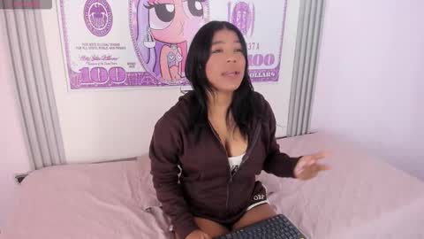 Snapshot of angy_avila chatting on November 15, 2:31 am angy_avila online show from November 15, 2:31 am