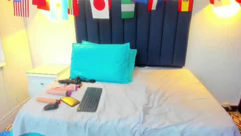 angyrios online show from June 22, 6:05 pm