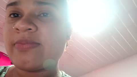 Snapshot of anie__saenz chatting on June 7, 8:23 pm anie__saenz online show from June 7, 8:23 pm