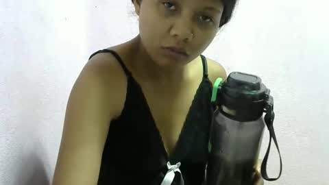 anielah online show from December 17, 8:09 am