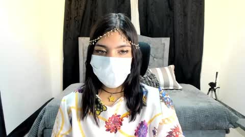 Anissa online show from April 8, 1:44 pm