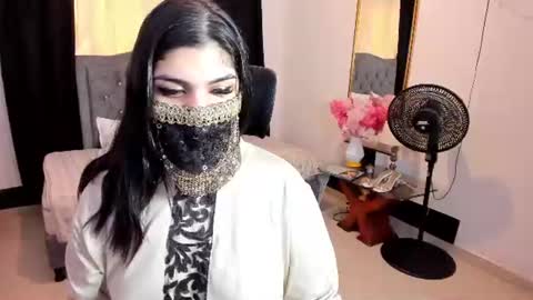 Snapshot of aniisaalii chatting on July 23, 2:59 pm Anissa online show from July 23, 2:59 pm