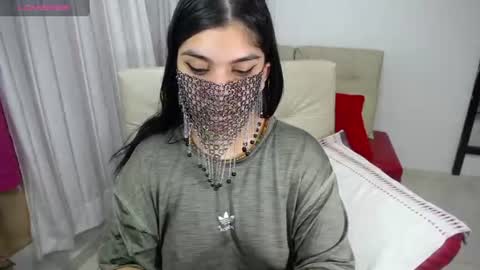 Snapshot of aniisaalii chatting on July 30, 4:22 am Anissa online show from July 30, 4:22 am