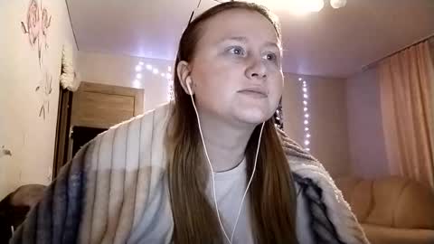 Anika online show from January 7, 6:54 pm