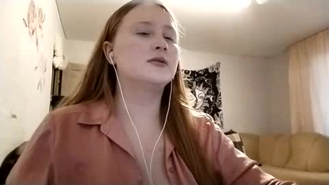 Anika online show from February 1, 3:32 pm