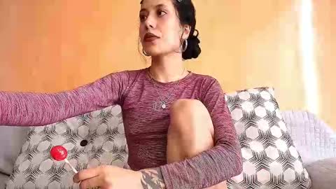 Anika And Lowen Your Thumbs Up Are Super Important For Us  online show from November 17, 3:40 pm