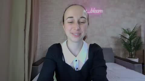 anikabloom online show from January 24, 6:46 am