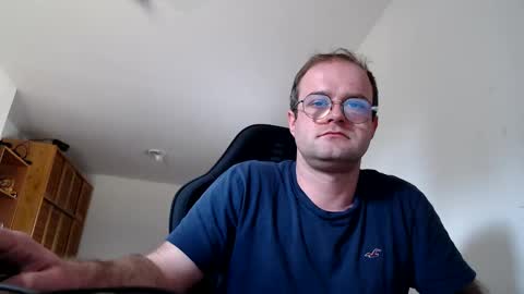 animal_michael online show from March 1, 10:39 am