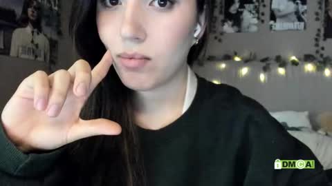 Snapshot of anisa_sweet chatting on February 27, 4:45 am Anisa Moan from LovenseWet from Tip MenuOpen for Private online show from February 27, 4:45 am