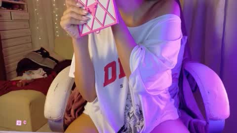 Anisahade online show from January 17, 3:50 pm