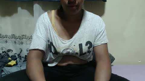 Snapshot of anishey chatting on October 25, 3:18 pm anishey online show from October 25, 3:18 pm