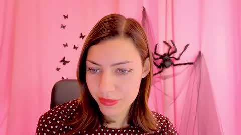 Anni online show from November 18, 6:51 am