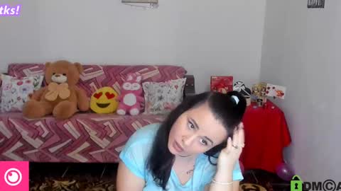 AnissyaX online show from March 11, 7:04 am