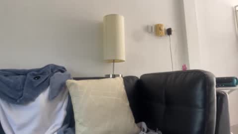 anita__hills online show from December 1, 3:33 am