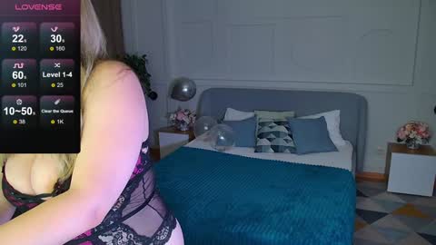 Anita online show from December 18, 1:15 am