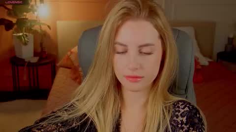 Anita online show from October 1, 1:22 am