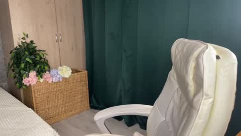 Snapshot of anita_blairr chatting on July 1, 12:56 am Anita online show from July 1, 12:56 am