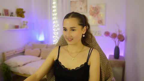 Snapshot of anita_grey_ chatting on November 18, 8:13 pm Anita Grey online show from November 18, 8:13 pm