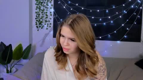 anitaa joyful online show from March 16, 11:31 pm