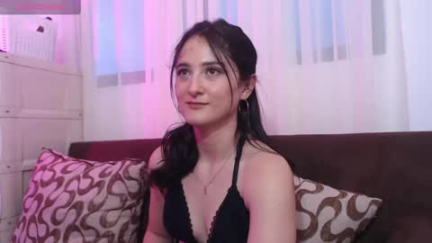 Snapshot of anitafox_ chatting on May 25, 11:11 pm Anitafoxx online show from May 25, 11:11 pm