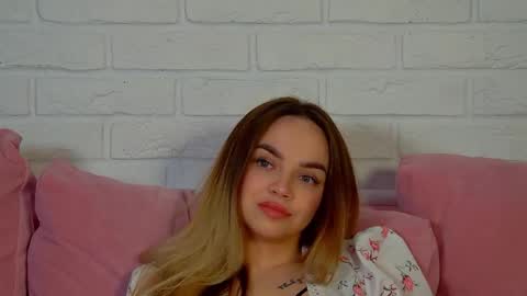 Snapshot of anitaventure chatting on May 7, 4:18 am AnitaVenture online show from May 7, 4:18 am