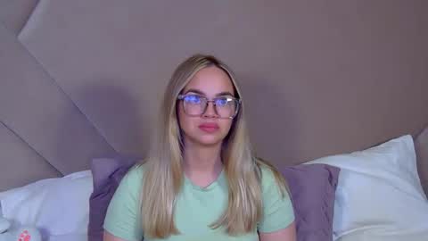 Snapshot of anitaventure chatting on July 13, 4:26 am AnitaVenture online show from July 13, 4:26 am