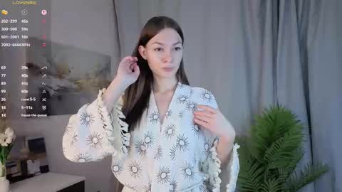 Snapshot of anitawindmeyer chatting on October 20, 4:07 pm Anita online show from October 20, 4:07 pm