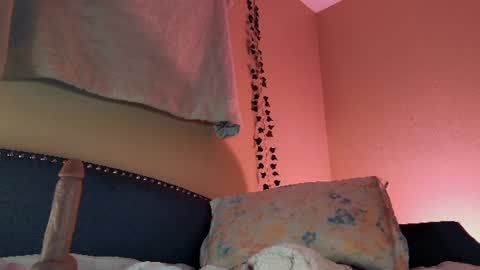 Anja or Ann - I answer to both online show from December 28, 8:36 pm