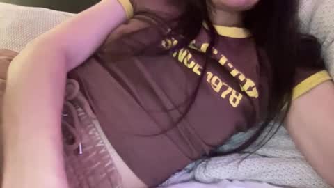 Snapshot of anje_forsexytime chatting on December 6, 6:39 pm Anje online show from December 6, 6:39 pm