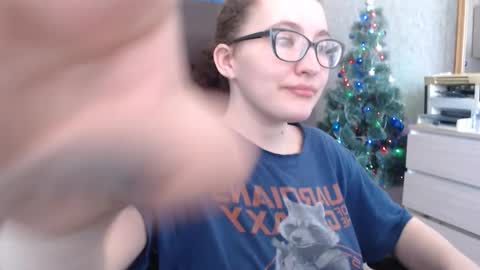 Snapshot of ankey_rayah chatting on February 6, 5:57 am Nameless online show from February 6, 5:57 am