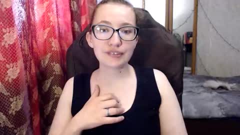 Snapshot of ankey_rayah chatting on June 2, 6:48 am Nameless online show from June 2, 6:48 am