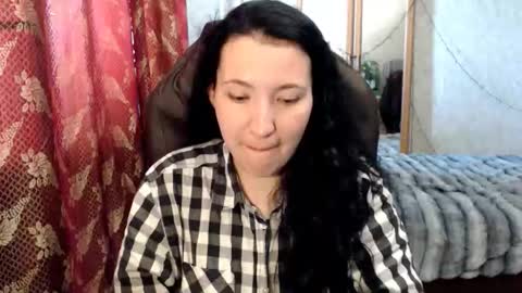 Snapshot of ankey_rayah chatting on June 6, 5:23 am Nameless online show from June 6, 5:23 am