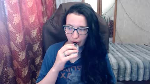 Snapshot of ankey_rayah chatting on June 8, 1:28 am Nameless online show from June 8, 1:28 am