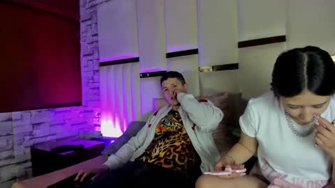 ANGEL AND TEFY online show from April 26, 4:48 pm