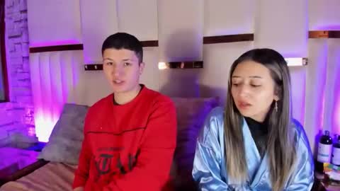 ANGEL AND TEFY online show from April 29, 5:06 pm