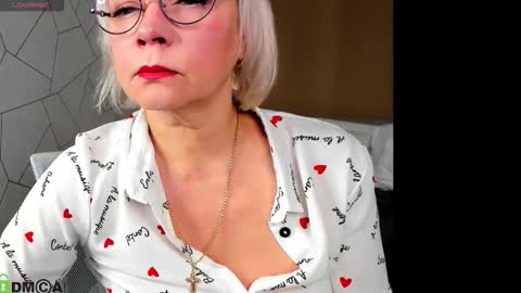 ann_annise online show from February 17, 1:13 am