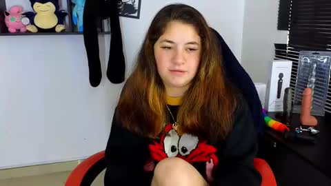 Only fans   online show from March 4, 2:32 pm